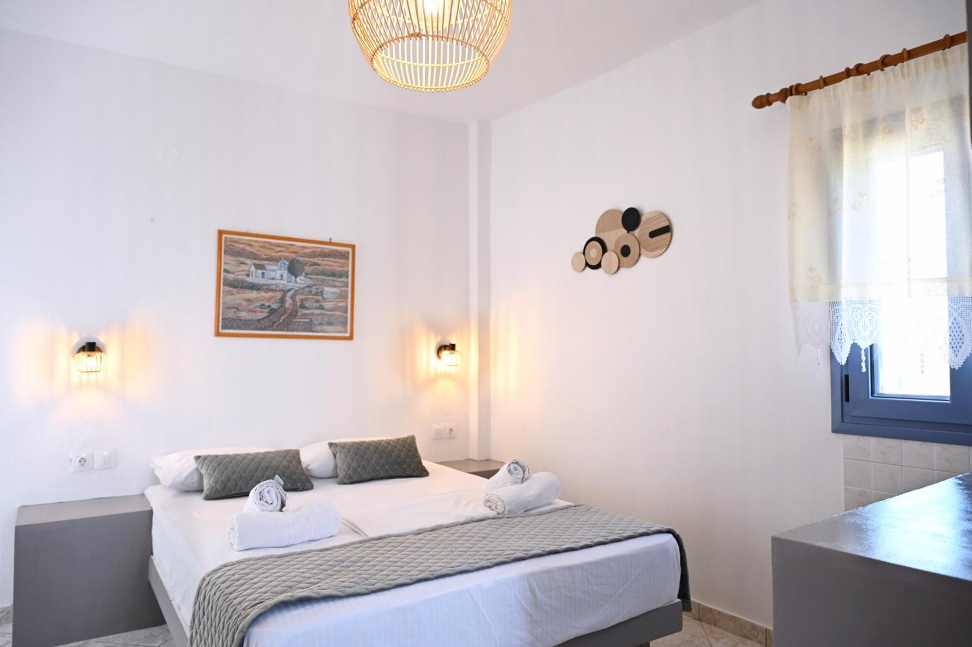 Oneiro Rooms Kythnos Kanala Exterior photo