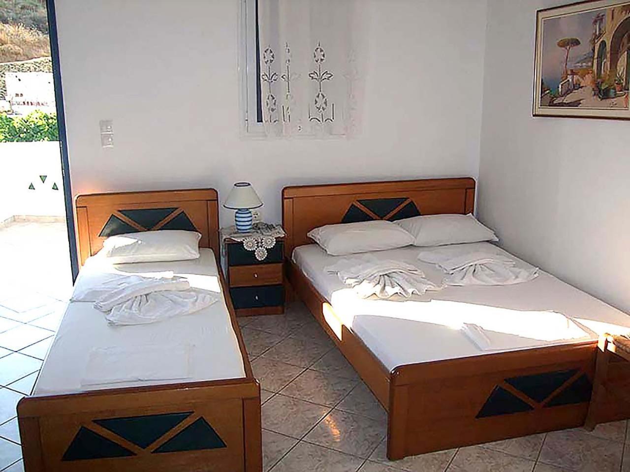 Oneiro Rooms Kythnos Kanala Room photo